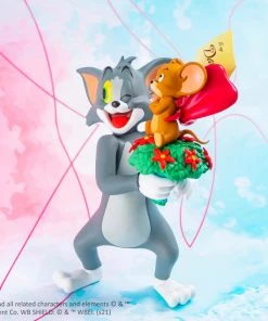 Beast Kingdom: Soap Studio - Tom And Jerry - Just For You Figure
