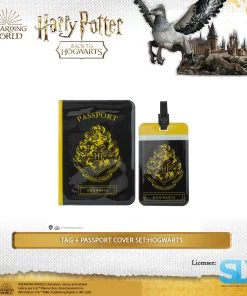Famesbro Cinereplica: Tag + Passport Cover Set:Hogwarts Wizarding World
